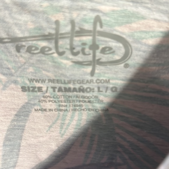 NWT Reel Life Palm Tree Pattern T-Shirt Large - Picture 3 of 5